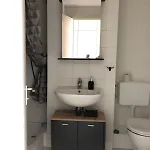 In Mit Balkon & Weitblick Ins Gruene דירה