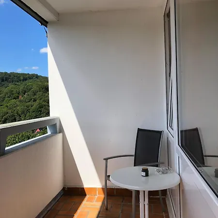 아파트 In Mit Balkon & Weitblick Ins Gruene